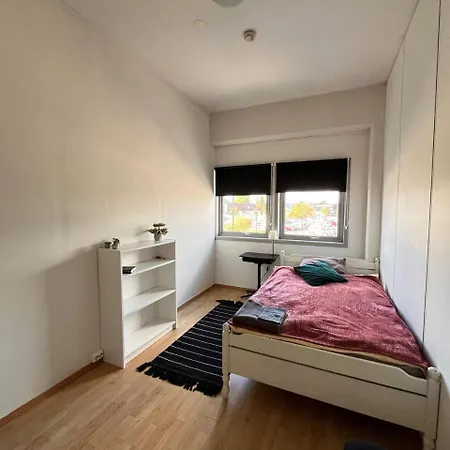 Lenas Rom Vandrerhjem