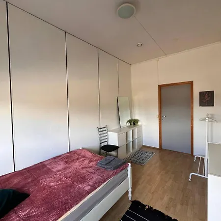 Vandrerhjem Lenas Rom